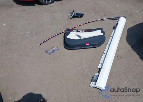 2017 Mercedes-Benz E 300 4Matic z USA, uszkodzony, nr VIN WDDZF4KB6HA212912